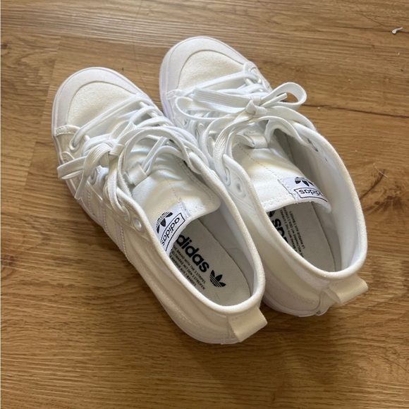 Adidas Nizaa platform mid shoes - Picture 3 of 3